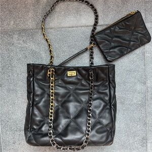 Chic Black Quilted Shoulder Bag with Chain Strap
